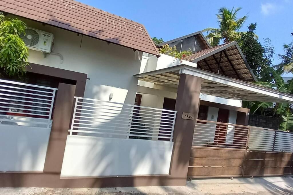 Eka Homes 3Bhdk Villa 트리반드룸 외부 사진
