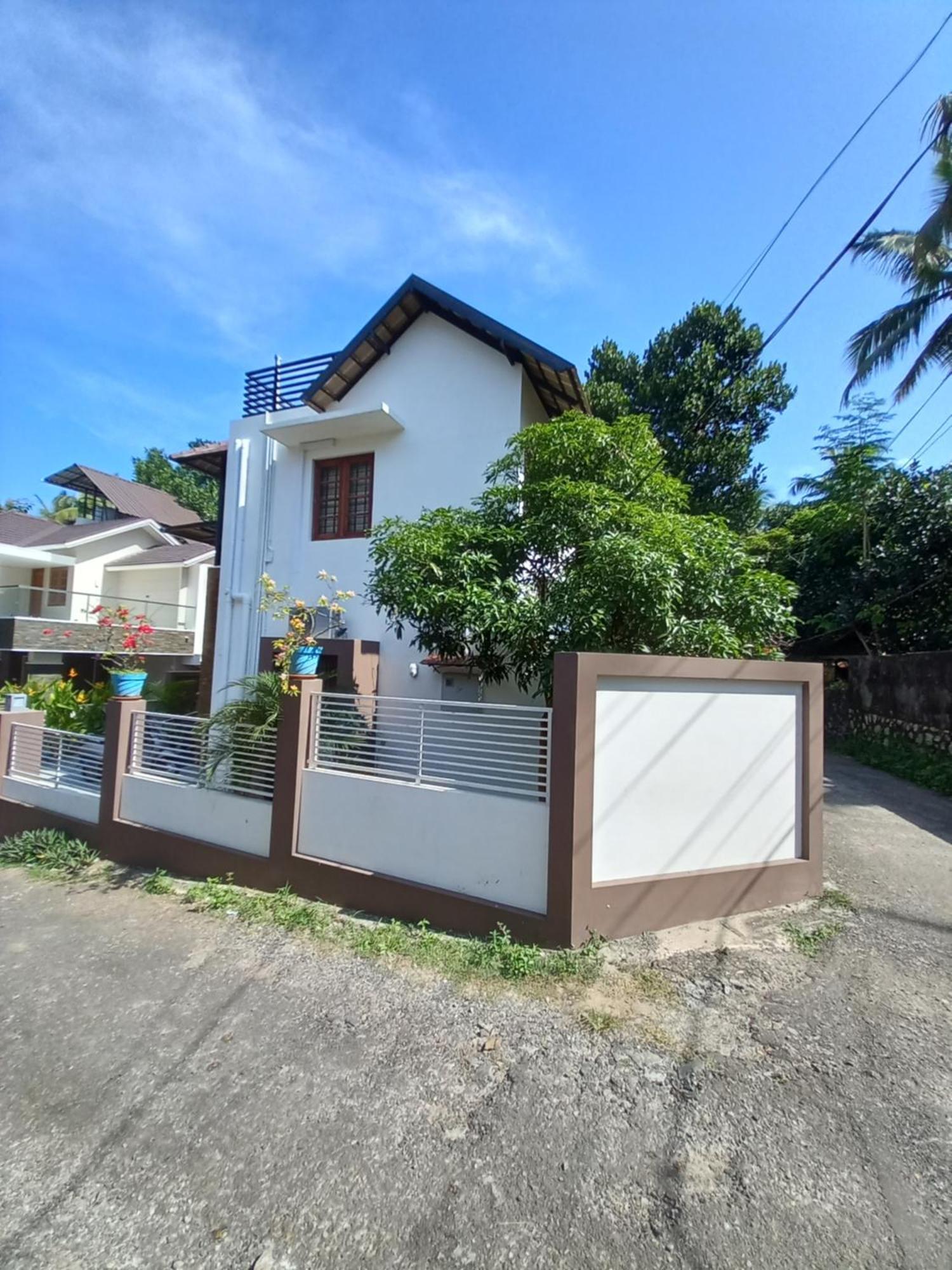 Eka Homes 3Bhdk Villa 트리반드룸 외부 사진